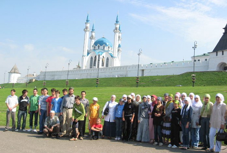 Летом организуются экскурсионные поездки в Казань, Пушкинское Болдино и на другие достопримечательности Поволжья