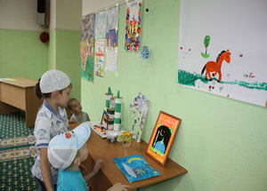 В саратовском Исламском комплексе состоялось подведение итогов конкурса поделок и рисунков «Рамадан глазами детей». Фото http://dumso.ru