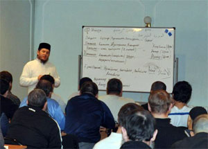 В Центральной Соборной мечети Саранска рассказали об исламском мировоззрении и заблудших сектах