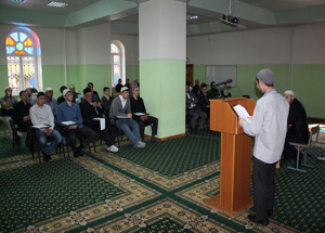 В Саратовском исламском комплексе состоялась конференция «Ханафитский фикх и его место в исламской правовой сфере». Фото dumso.ru