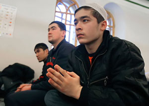 Духовное управление мусульман Адыгеи и Краснодарского края проводит разъяснительные проповеди среди мигрантов