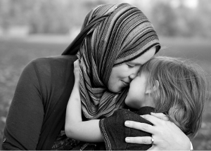 24 ноября - День матери. Фото: muslimvillage.com