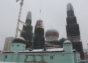 Московская Соборная мечеть обрела свой первый полумесяц