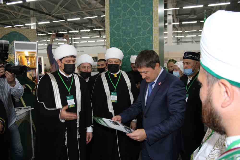 Мусульманские открытия. Мусульманский мир 2022 Пермь. Мусульмане в Перми.
