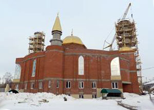 Завершающий этап строительства Центральной мечети в Ижевске. Фото с сайта www.muslimpress.ru