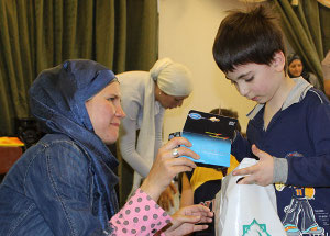 Мусульманские волонтеры СМР организовали праздник для детей-сирот из детского дома №5