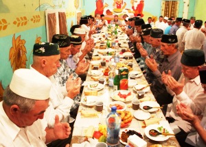 Встреча мусульман в старейшей мечети Саратовской области. Фото http://dumso.ru 