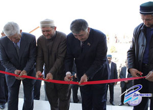 В селении Чиркей Буйнакского района РД состоялось торжественное открытие школы имени шейха Саида-Афанди аль-Чиркави