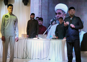 В Грозном состоялся первый Республиканский  конкурс  среди  учащихся  трех  школ хафизов Чеченской Республики. Фото Ибрагима Эстамирова
