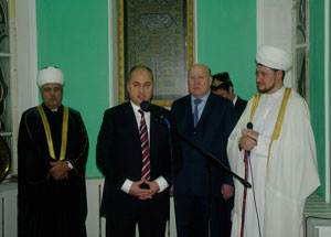 Нижегородских мусульман поздравили с Курбан-байрамом первые лица города и области. Фото http://islamnn.ru