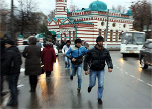 Тверские мусульмане отметили праздник Курбан-байрам на территории Исторической мечети. Фото А.Косорукова http://www.tver.kp.ru