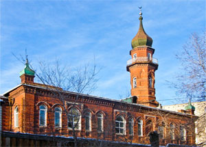 Завершено строительство медресе при соборной мечети г.Читы (на фото). Фото fotki.yandex.ru