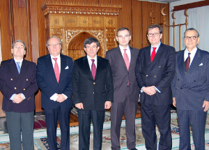 Министр иностранных дел Турции Давутоглу посетил татарскую общину Финляндии