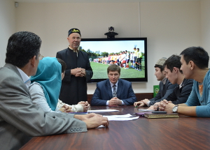 Министр молодежной политики и спорта Башкортостана Андрей Иванюта посетил резиденцию ДУМ РБ