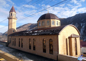 В селе Цуриб Чародинского района РД состоялось открытие крупнейшей в горной части Северного Кавказа мечети 