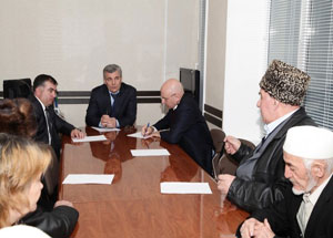 Глава Кабардино-Балкарии Арсен Каноков встретился с имамами сел Эльбрусского района. Фото http://www.president-kbr.ru
