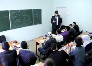 Д.В. Мухетдинов прочитал лекцию для студентов 3 курса дневного отделения. Фото http://www.miu.su