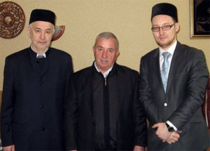 Хранитель ключей от главной христианской святыни Ваджих Нусейбе посетил Совет муфтиев России