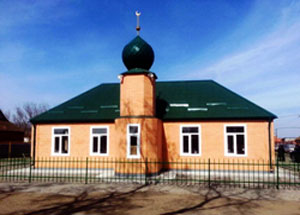 В селе Ораз-Аул Шелковского района ЧР открылась мечеть. Фото http://grozny-inform.ru