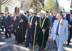 Руководство ДУМНО приняло участие в параде в честь Дня Победы в Нижнем Новгороде