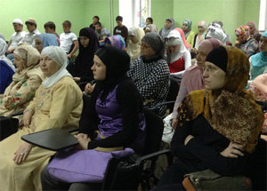 Муфтий Саратовской области Мукаддас-хазрат Бибарсов поздравил студентов медресе «Шейх Саид» с успешным окончанием учебного года