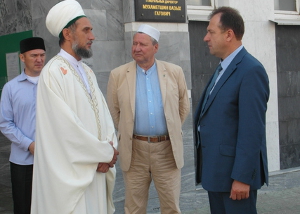 Самарскую мечеть посетил главный федеральный инспектор Сергей Чабан	