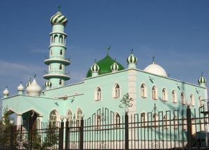 В Якутске возводят минареты новой мечети