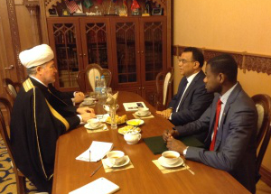 Муфтий шейх Савиль Гайнутдин встретился с Чрезвычайным и Полномочным послом Саудовской Аравии Али Хасаном Джафаром