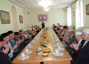Чествование ветеранов в Московской Соборной мечети