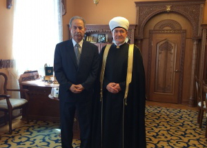 Муфтий шейх Равиль Гайнутдин встретился с Чрезвычайным и Полномочным Послом Марокко Абделькадером Лешехебом