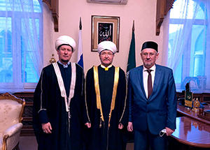 Муфтий Равиль Гайнутдин принял делегацию мусульман Чувашской Республики 