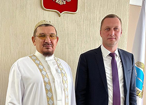 Муфтий Саратовской области Мукаддас Бибарсов встретился с главой региона