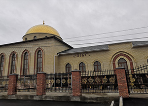 6 сентября 2021 года участники VI форума татарских краеведов посетили Первую соборную мечеть в Омске