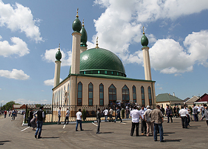 Мечеть в селе Орджоникидзевское в Ингушетии. Фото: http://www.ingushetia.ru